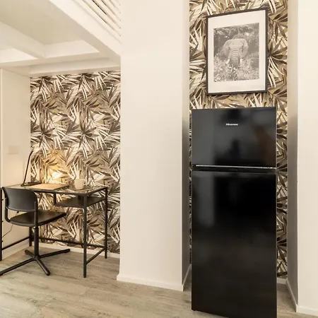 Navigli - Chic And Sophisticated In Apartment Milan